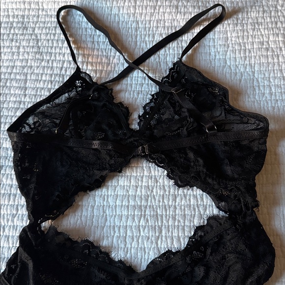 Black Lace Bodysuit - Picture 8 of 10